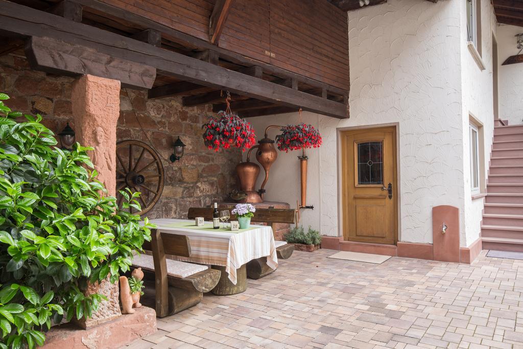 Gaestehaus Roehm Ilbesheim bei Landau in der Pfalz Exterior photo